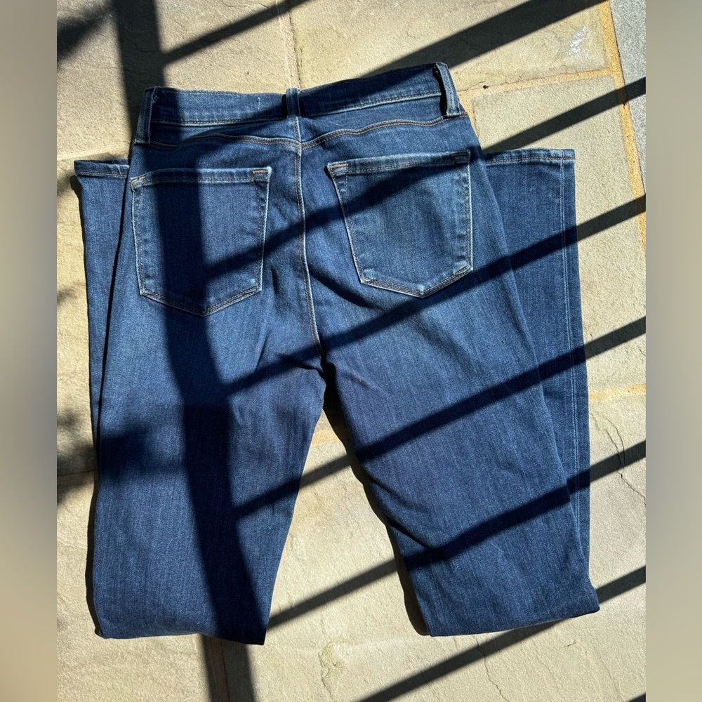 J brand. Size 25. Skinny jeans.